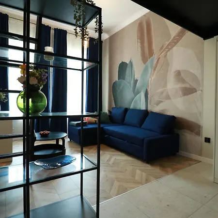 Rydygiera Loft By Zen4guest